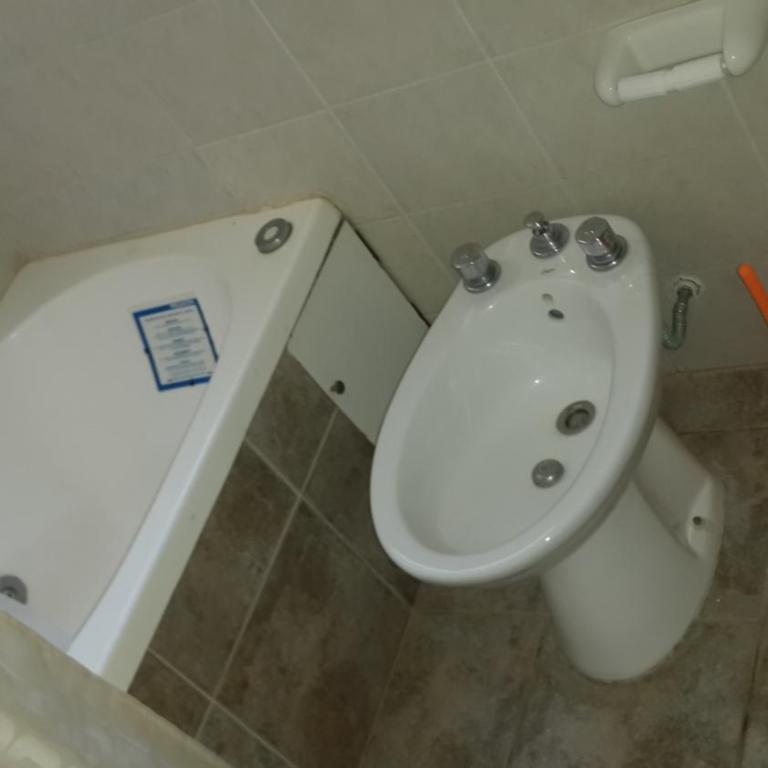 Pato Pinamar -Familiar-No se aceptan grupos de jóvenes - Apartamento Dúplex - 7