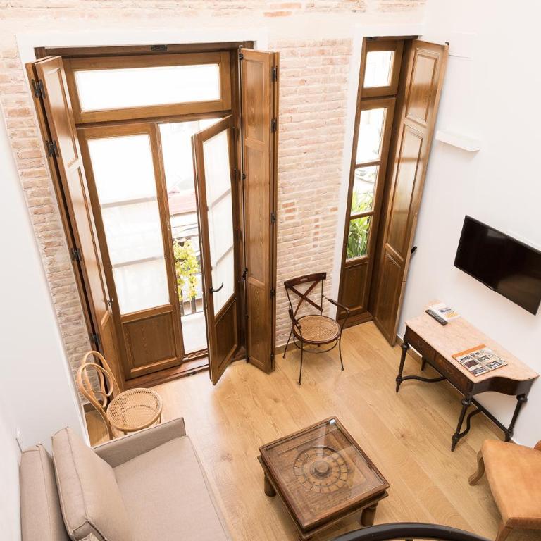 Barracart Apartments - Apartment with Terrace and Balcony - 3