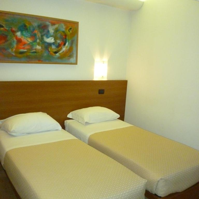 Hotel Quo Vadis - Camera Tripla - 7