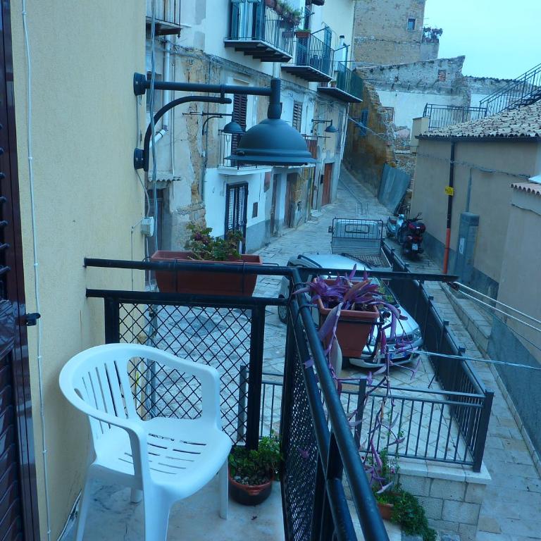 Duomo Rent Room & Flat - Camera Standard Matrimoniale/Doppia con Letti Singoli con Balcone - 9