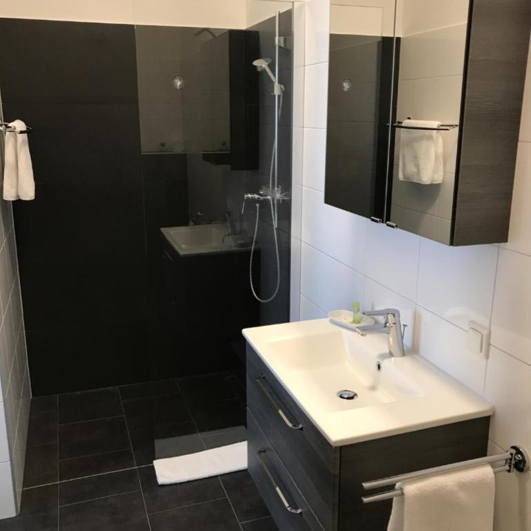 Hotel Bellini - Chambre Double Deluxe avec Douche - 8