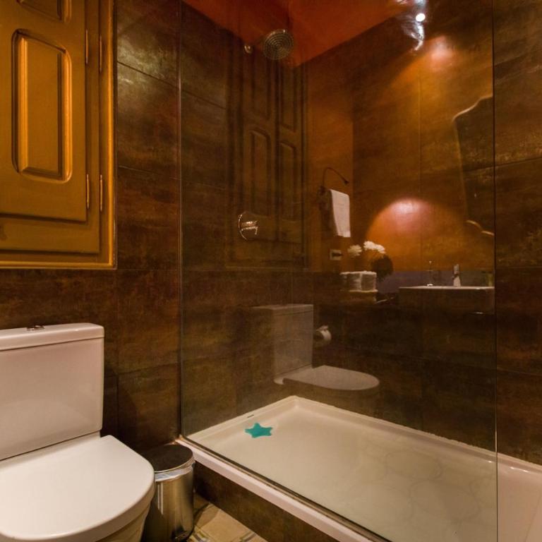 Barcelona 54 Apartment Rentals - Sagrada Familia Apartment for 6-9 people - 23