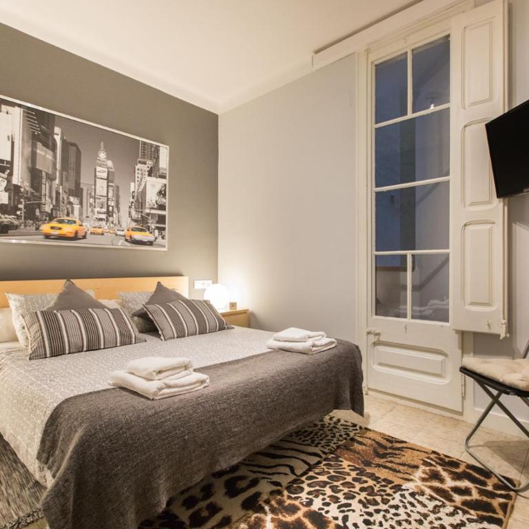Barcelona 54 Apartment Rentals - Sagrada Familia Apartment for 6-9 people - 24