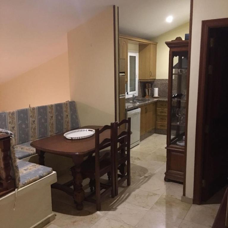 URBANIZACIÓN CÓRDOBA - Villa con piscina privada - 9