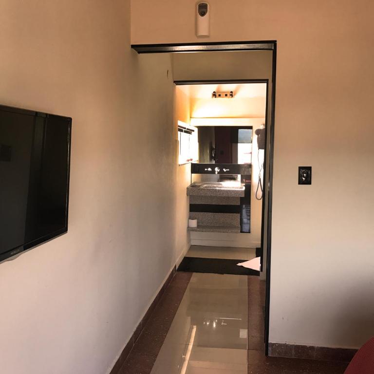 Casa Alta Hotel Boutique & Spa - Solo Adultos - Habitación Doble con vistas al lago - 9