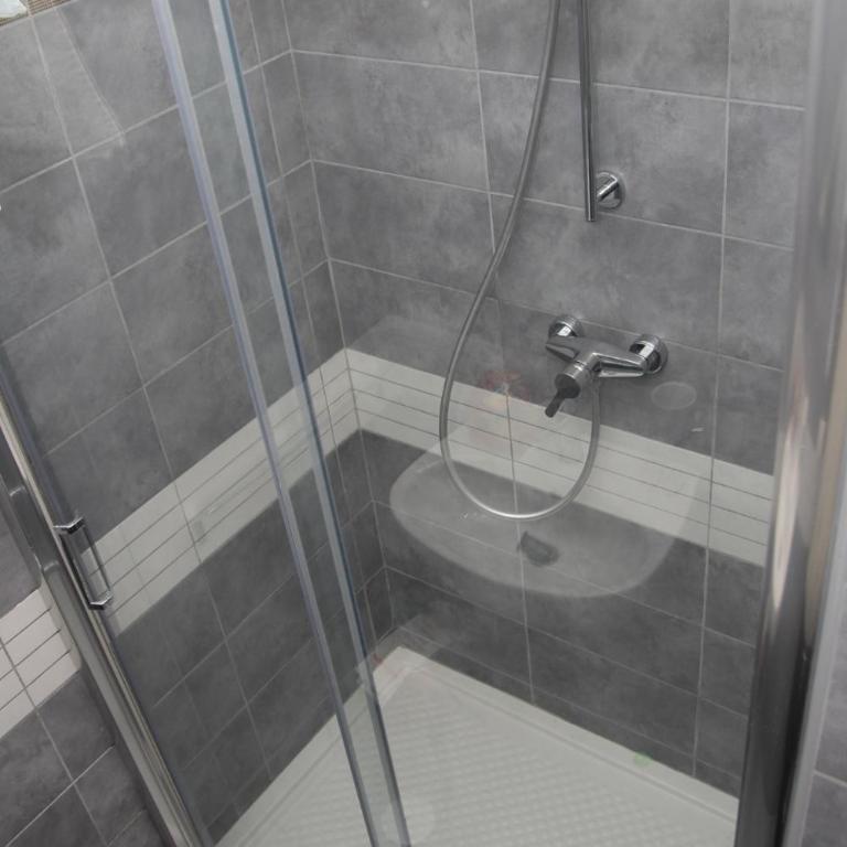 Homesuitehome - Camera Tripla con Bagno Privato - 20