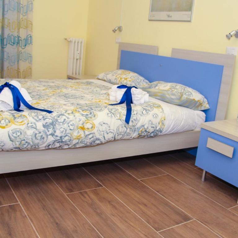 Homesuitehome - Camera Tripla con Bagno Privato - 8