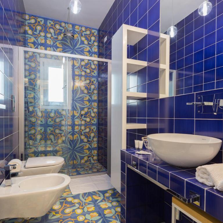 B&B Le Bateau Bleu Adults Only 12 plus - Camera Tripla Deluxe - 3