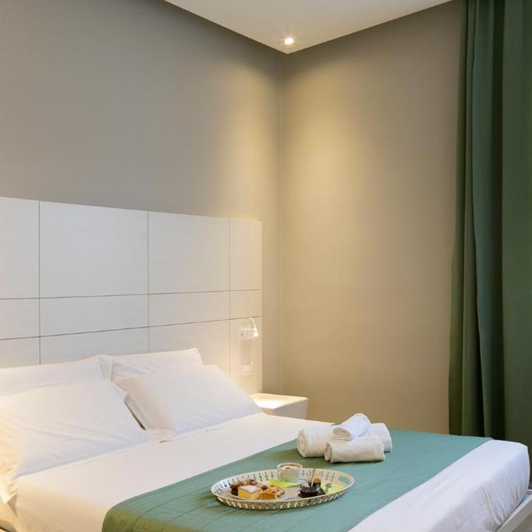 Navigliotel 19 - Rooms & Suites - Camera Superior Matrimoniale/Doppia con Letti Singoli - 2