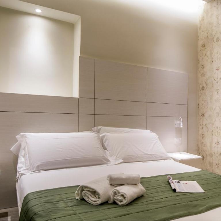 Navigliotel 19 - Rooms & Suites - Camera Superior Matrimoniale/Doppia con Letti Singoli - 9