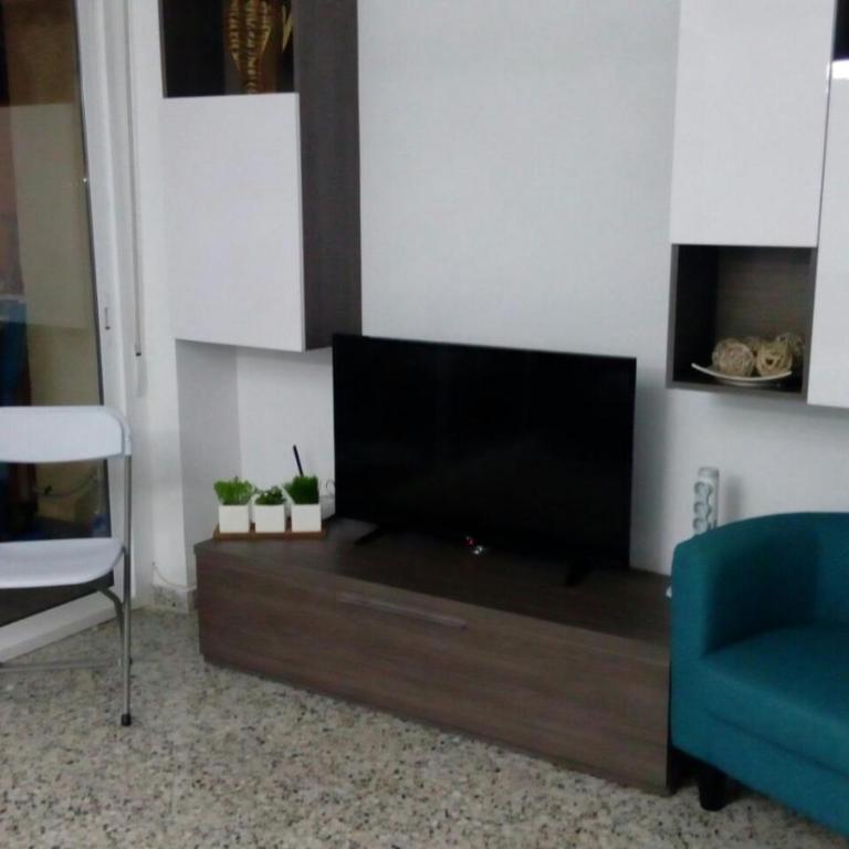 Apartment on Carrer Doctor Sapena - One-Bedroom Apartment - 21