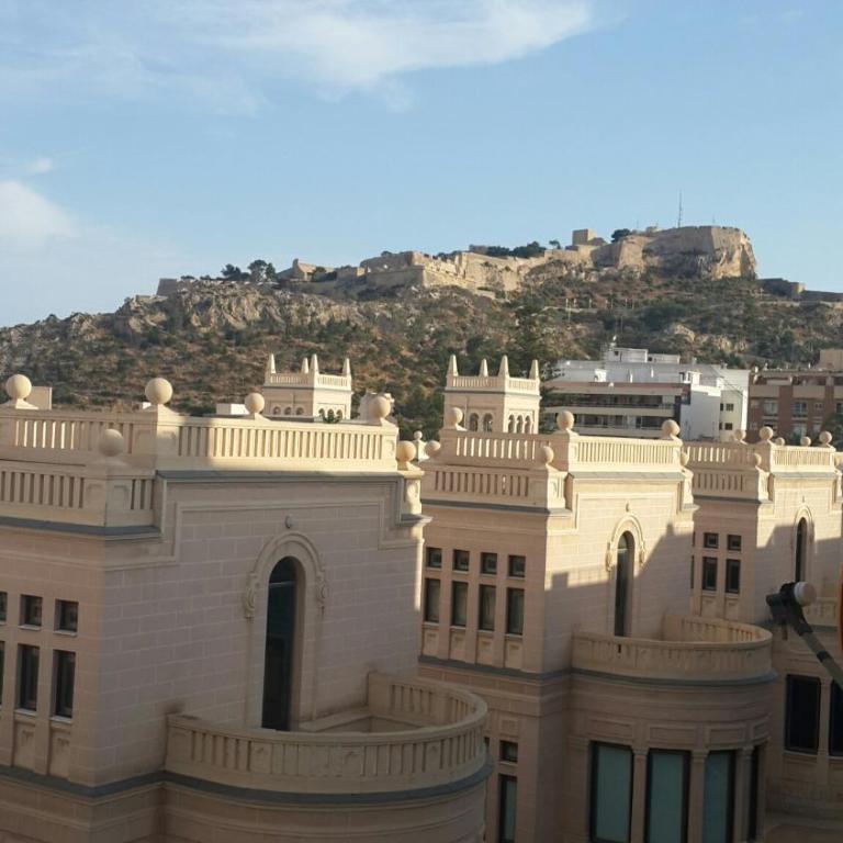 Apartment on Carrer Doctor Sapena - One-Bedroom Apartment - 7