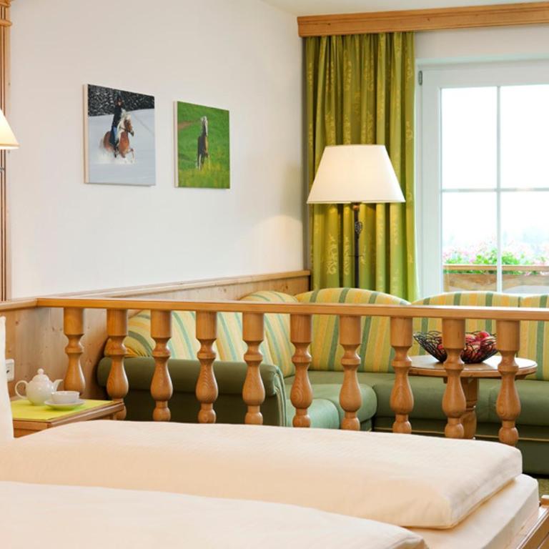 Haflingerhof - Familienzimmer mit Balkon - 6