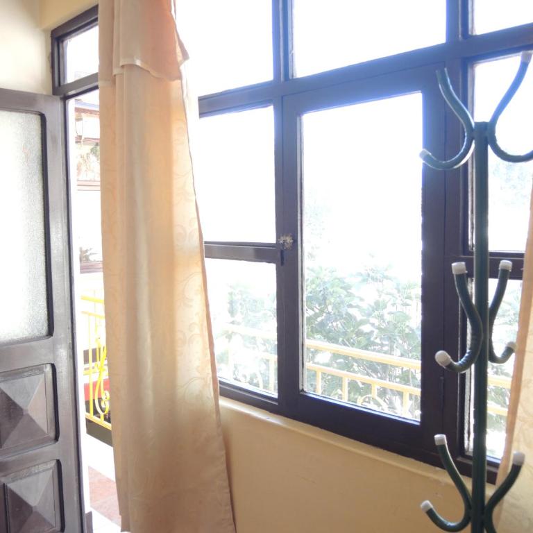 Hostal Valle Hermoso - Single Room with Private Bathroom - 4