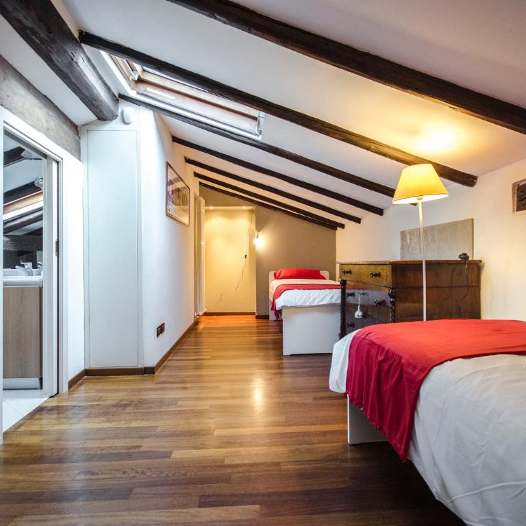 RR 108 - Duplex Apartment - 33