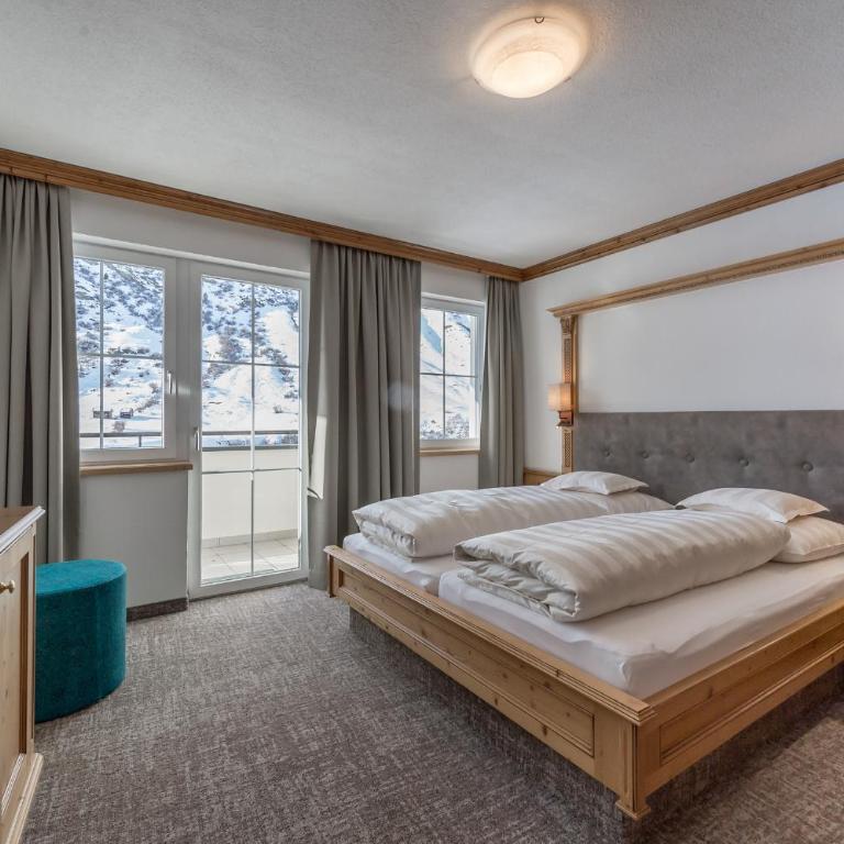 Landhaus Jenewein - Apartment mit 3 Schlafzimmern (6 Erwachsene) - 9