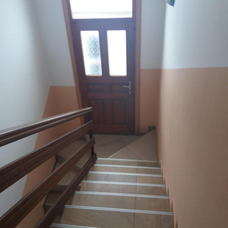 Motel Restoran Gurman - Dvokrevetna Soba sa Bračnim Krevetom i Sopstvenim Kupatilom - 5