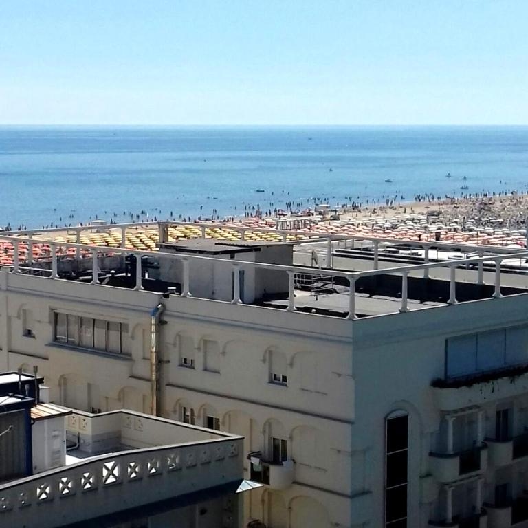 Hotel Galles Rimini - Camera Tripla (2 Adulti + 1 Bambino) - 13