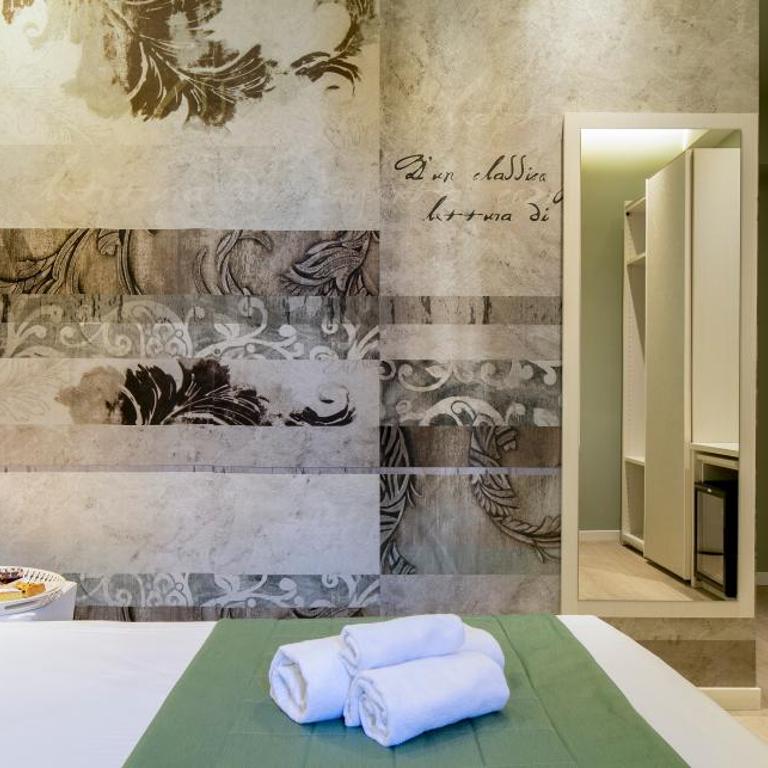 Navigliotel 19 - Rooms & Suites - Camera Standard Matrimoniale/Doppia con Letti Singoli - 3