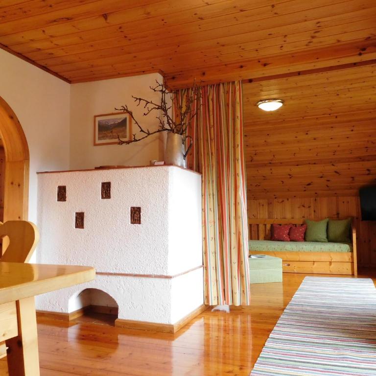 Ferienwohnungen Schartner - Apartment mit 2 Schlafzimmern und Bergblick - 4