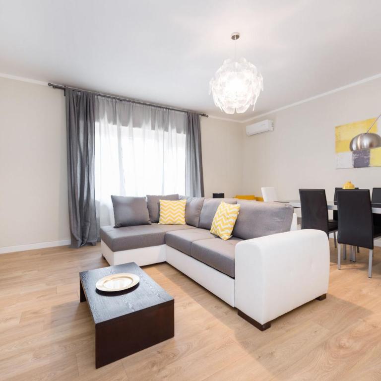 Apartment Costanza in Rome - Three-Bedroom Apartment - 1