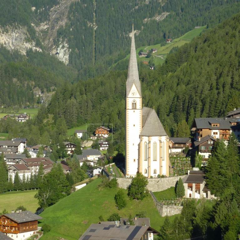 Pension Appartement Ambrosi - Einzelzimmer mit Balkon - 1
