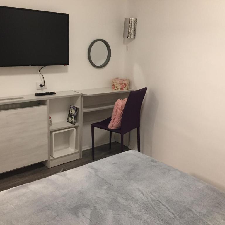 MONI Luxury Apartments - Two-Bedroom Apartment - 9