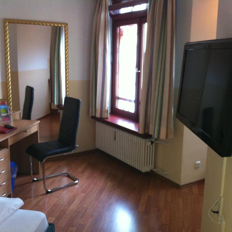 Central Hotel-Apart München - Deluxe Einzelzimmer - 12