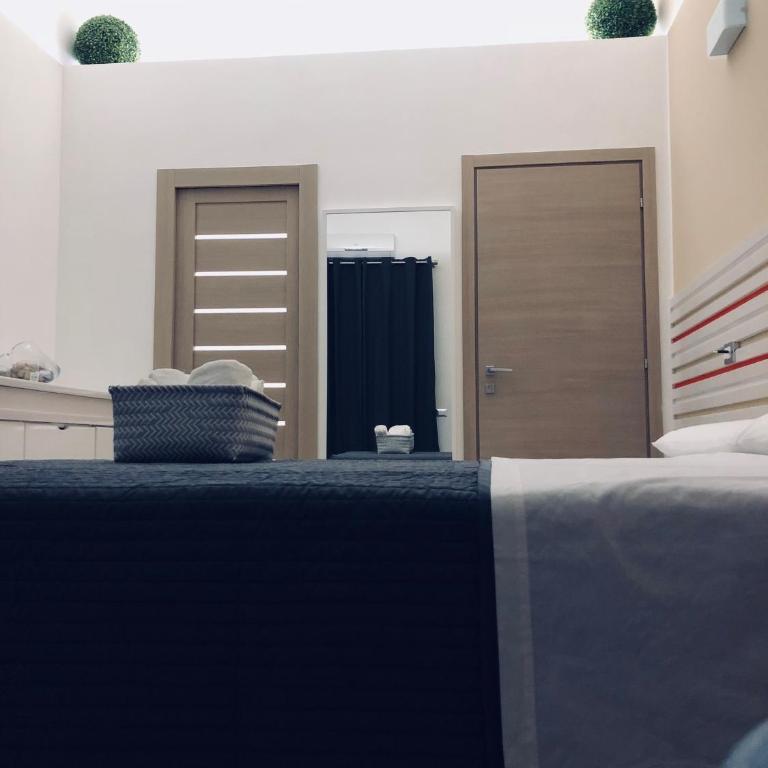 La Stella Di Napoli B&B - Camera Matrimoniale con Bagno Privato - 37