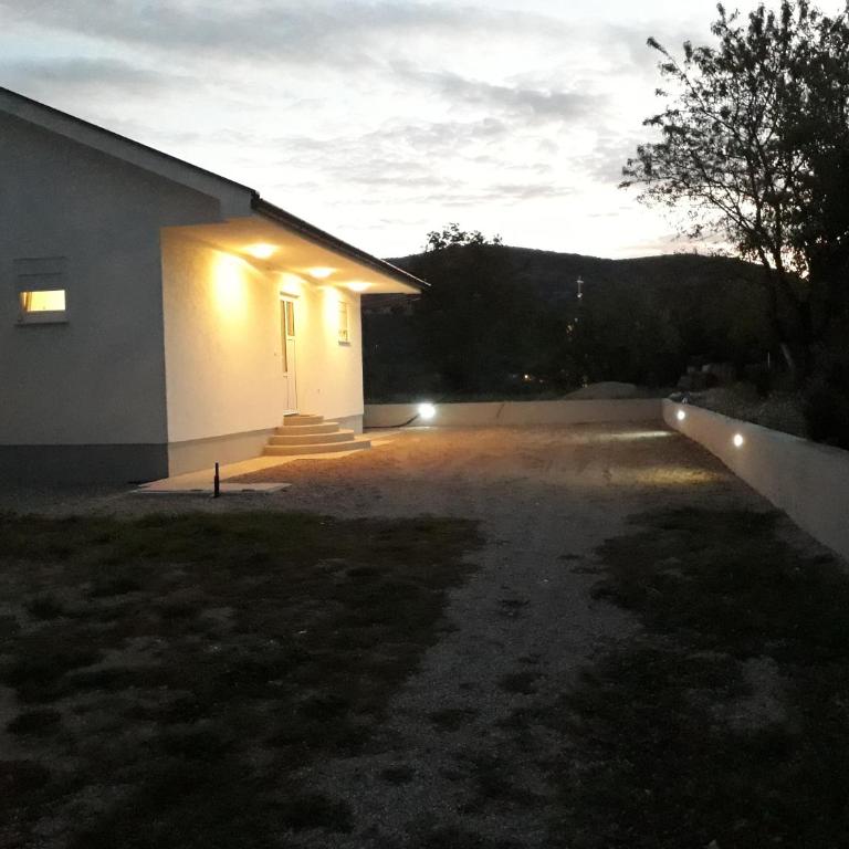 Little Mostar house - Two-Bedroom House - 8