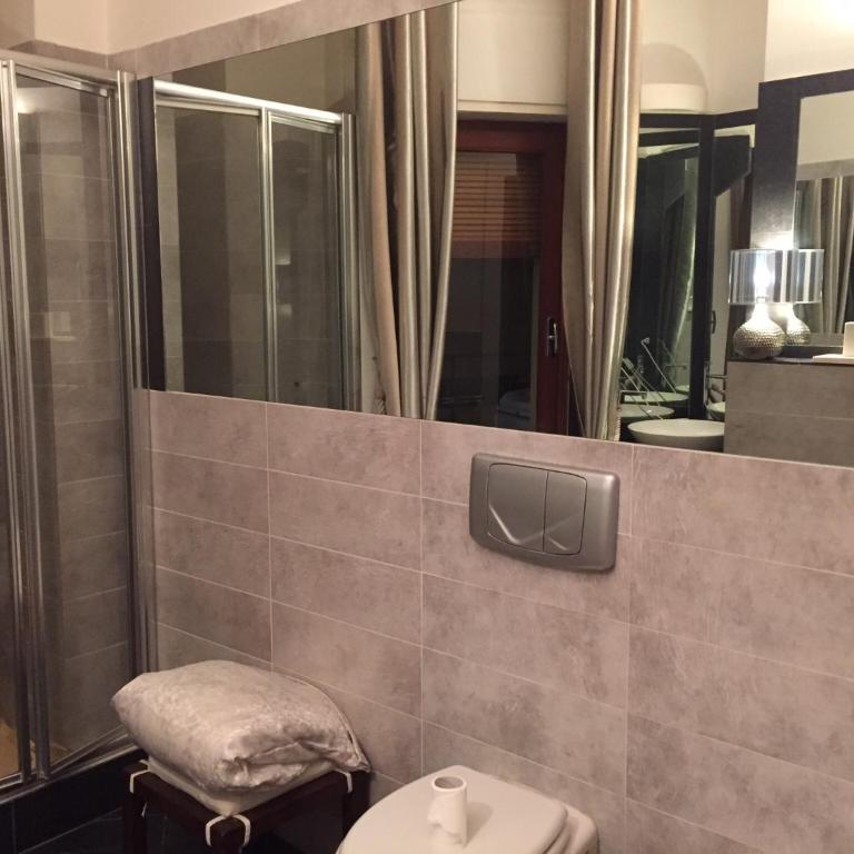 Suite bijoux On Lake Maggiore - Appartamento Deluxe - 11
