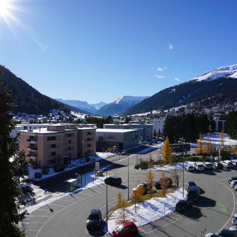 Davos Holiday Apartment - Apartment mit Blick auf die Berge - 22