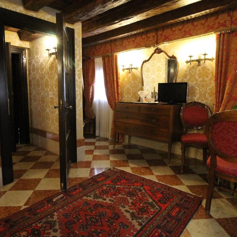 Hotel Palazzo Abadessa - Camera Matrimoniale Classic - Piano Terra - 3