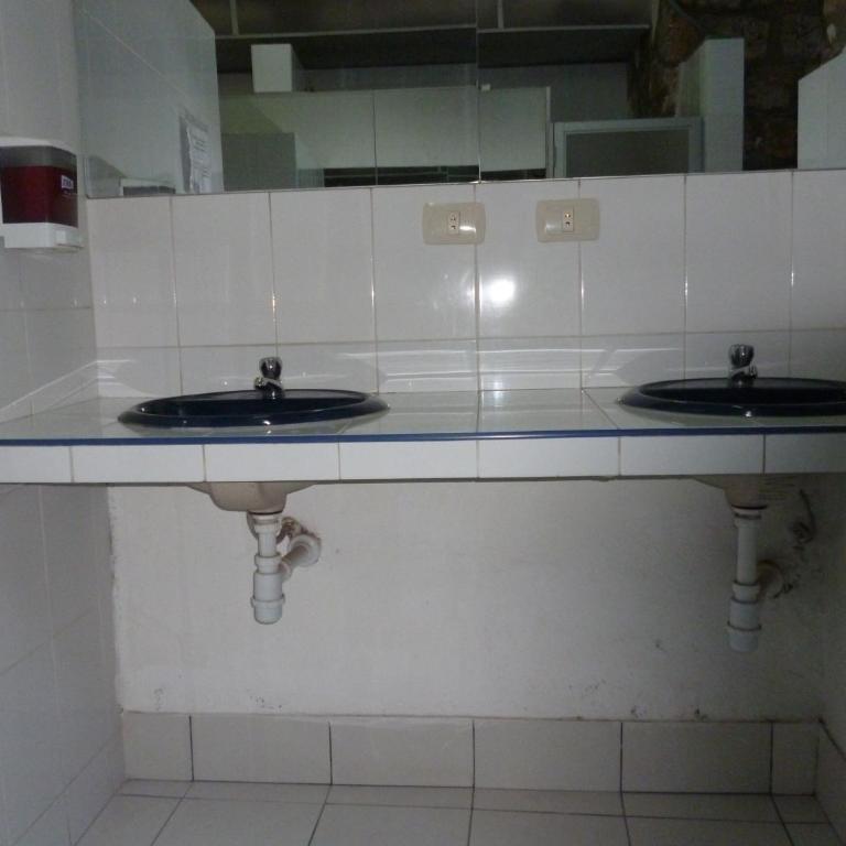 Pirwa Backpackers Colonial - Habitación Triple con baño compartido - 2