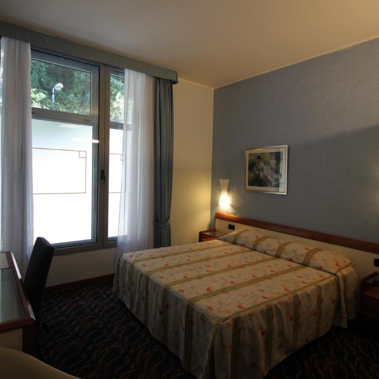 Hotel San Terenzo - Camera Matrimoniale - 7