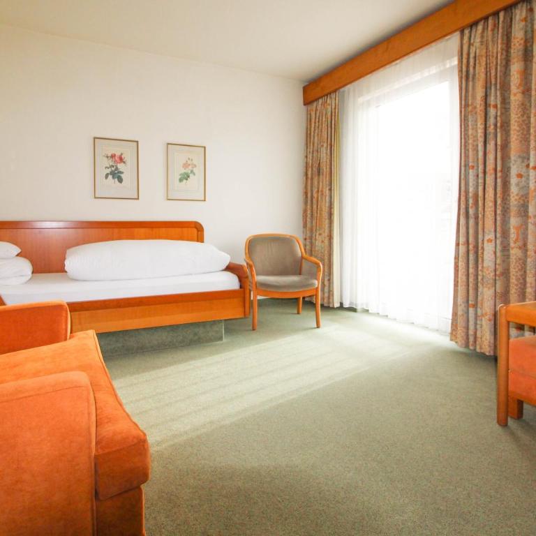 Kurhotel Roswitha - Superior Einzelzimmer mit Balkon - 7