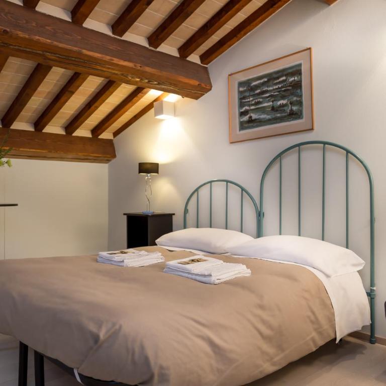 Guesthouse Via Di Gracciano - Adults Only - Camera Matrimoniale con Bagno Privato - 31