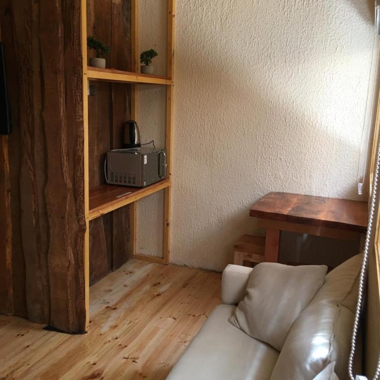 Hostal Plaza Chiloe - Loft - 9