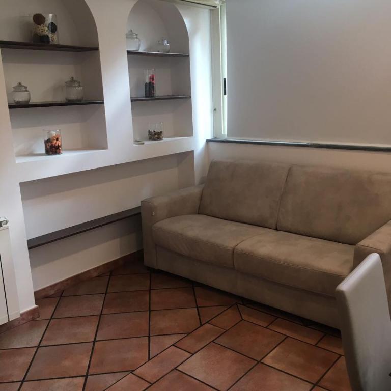 Luxurious Street Apartments - One-Bedroom Apartment - 5
