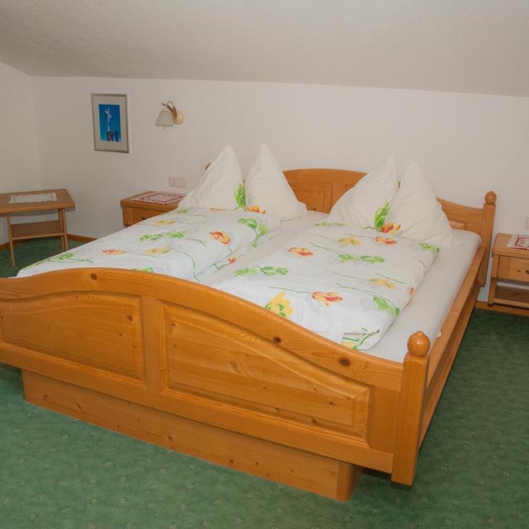 BIO-Bergbauernhof Ederhias - Familienzimmer mit Balkon - 7