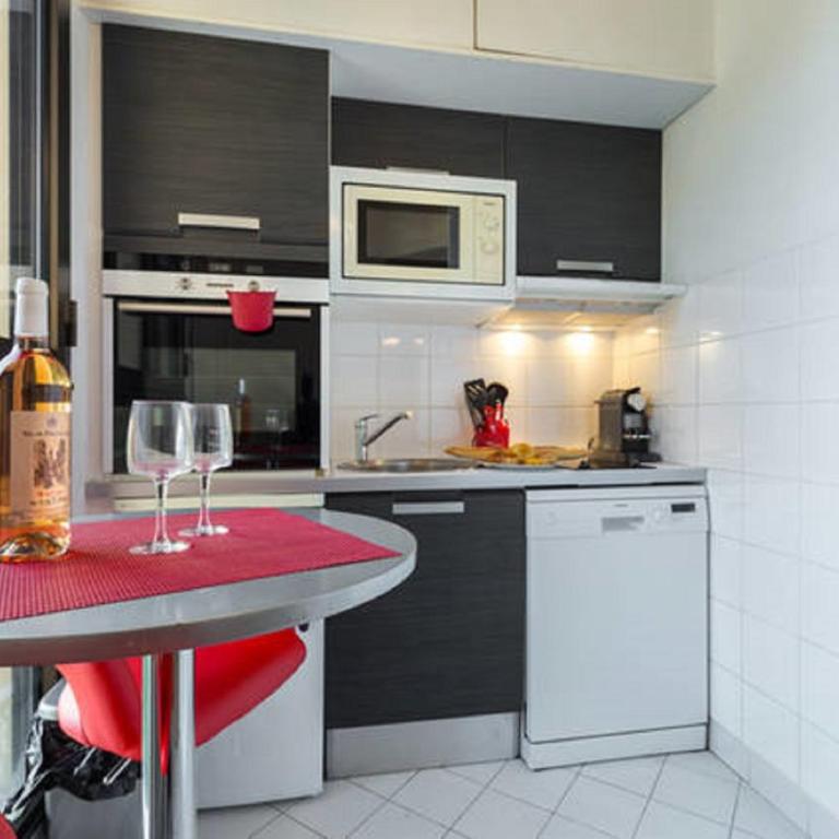 GRAND H -F2, FACE VIEUX- NICE, TERRASSE, ASCENSEUR, CLIMATISATION, Terrace - Nice city center - Appartement avec Terrasse - 19
