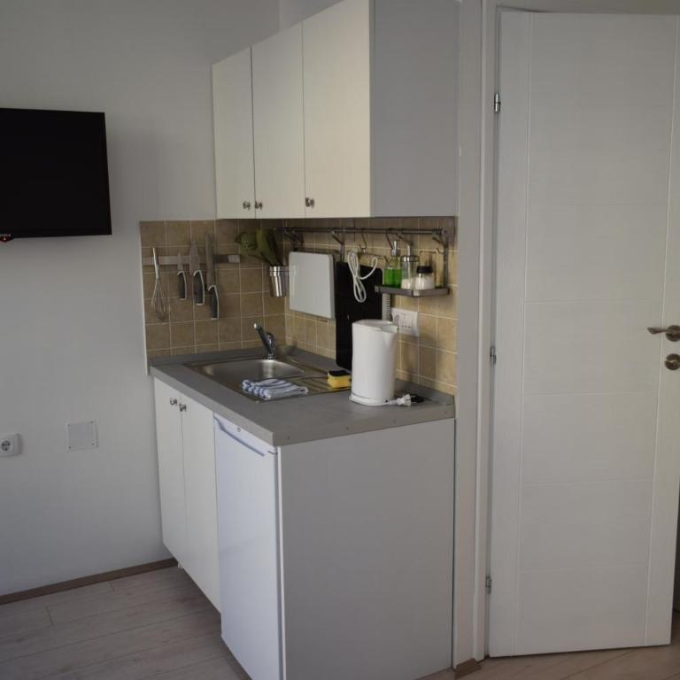 Apartments & Rooms Pia - Studio Apartment - 12