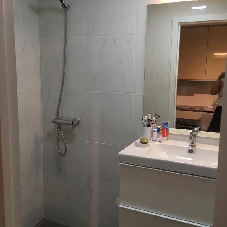 Studio Home for Beach Holiday - Estudio con balcón - 13