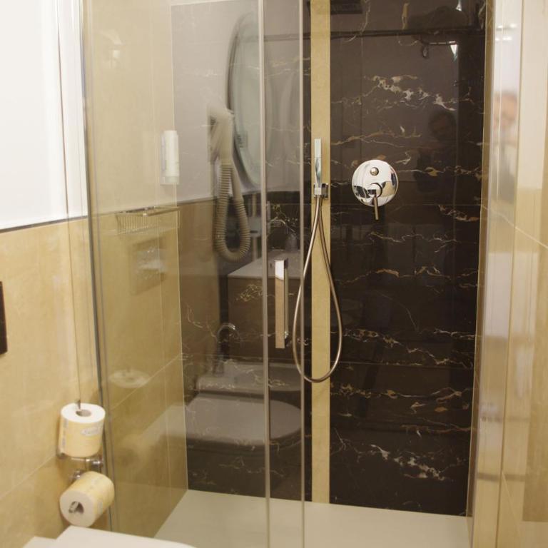 Grand Hotel Esplanada - Deluxe Double Room with Side Sea View - 6