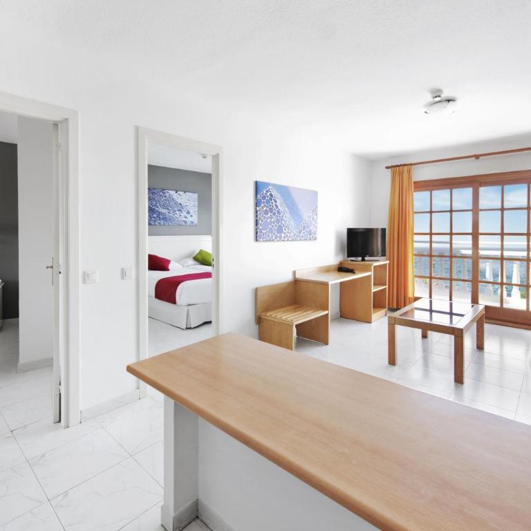 Elba Castillo San Jorge & Antigua Suite Hotel - Two-Bedroom Apartment (4 Adults) - 3