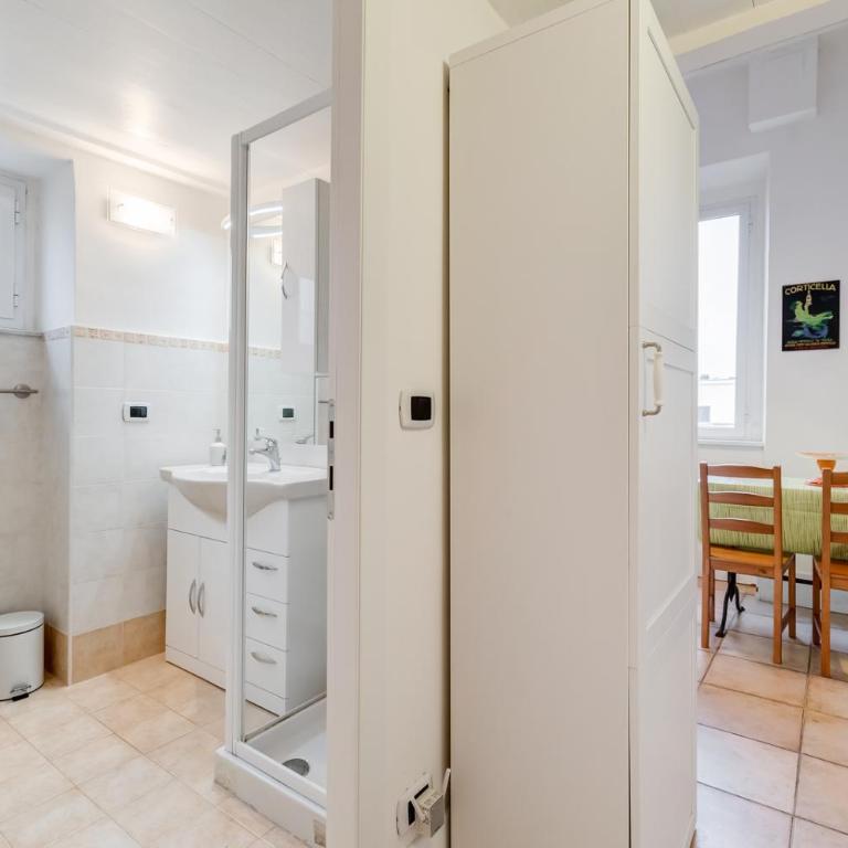 Domus Ricca Termini - Appartamento con 2 Camere da Letto - 17