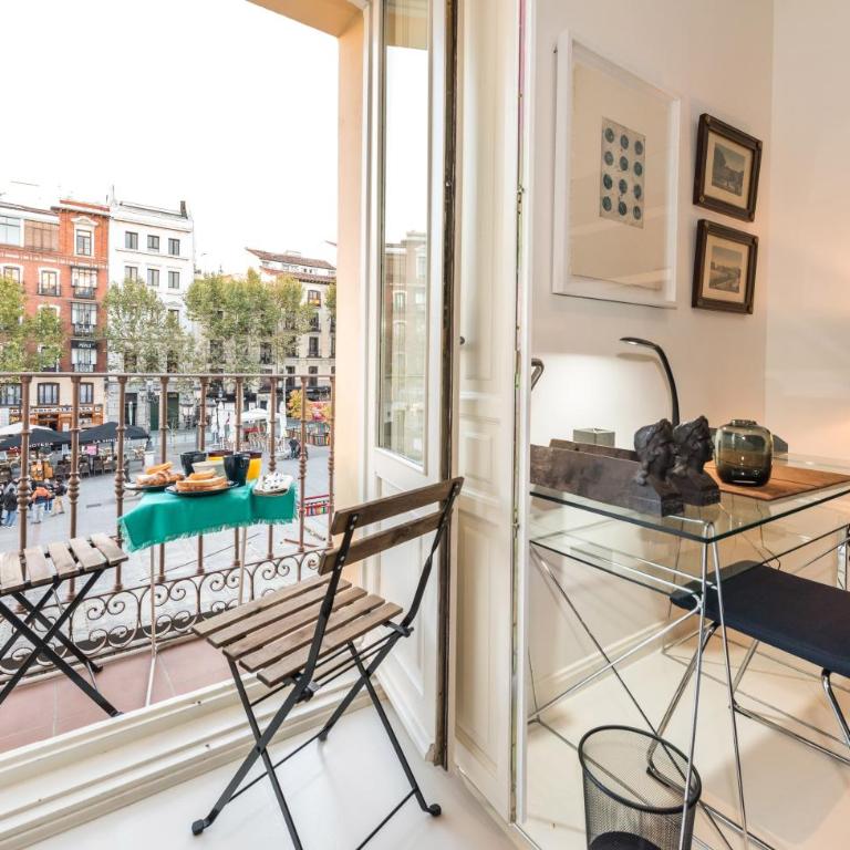 Plaza Santa Ana - Deluxe Apartment - 32