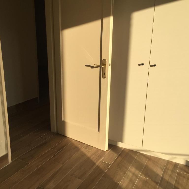 casanico - Doppelzimmer mit Gemeinschaftsbad - 16