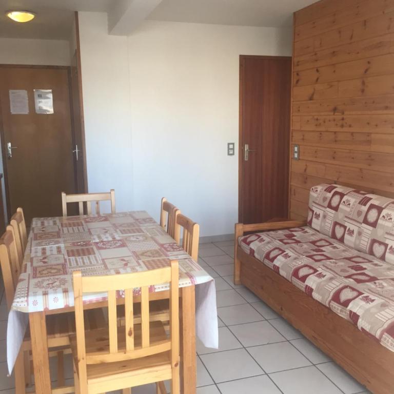 Résidence Les Ecrins - Appartement avec Balcon - 5