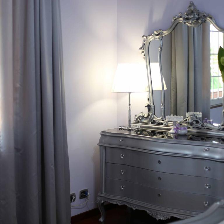 HB Le suites del Giardino - Deluxe Double Room with Bath - 4